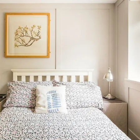 Сasa de vacaciones Leeson Lane Boutique Townhouse *