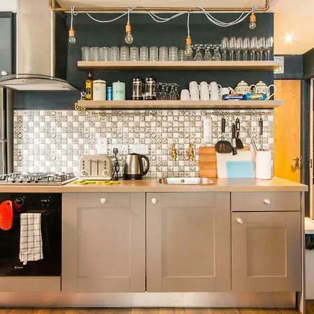 Leeson Lane Boutique Townhouse