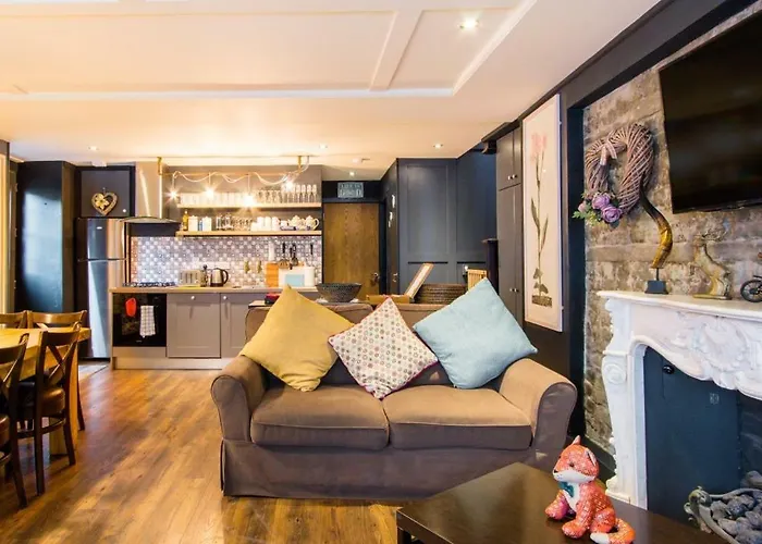 Дом отдыха Leeson Lane Boutique Townhouse