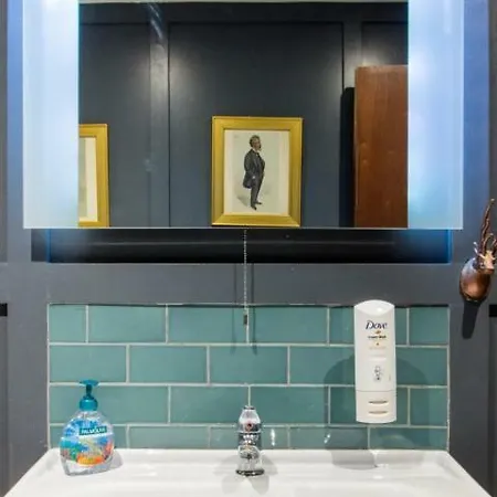 Casa de Férias Leeson Lane Boutique Townhouse